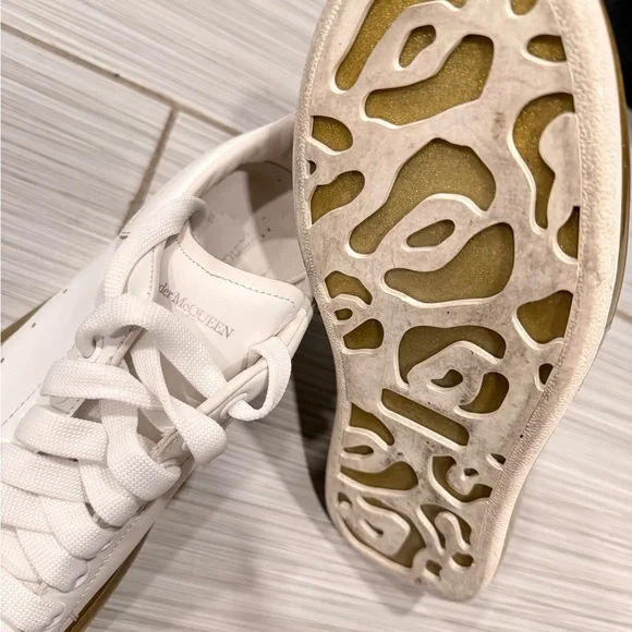 Alexander McQueen White Leather Sneakers with Gold Platform Sole - Picture 3 of 7
